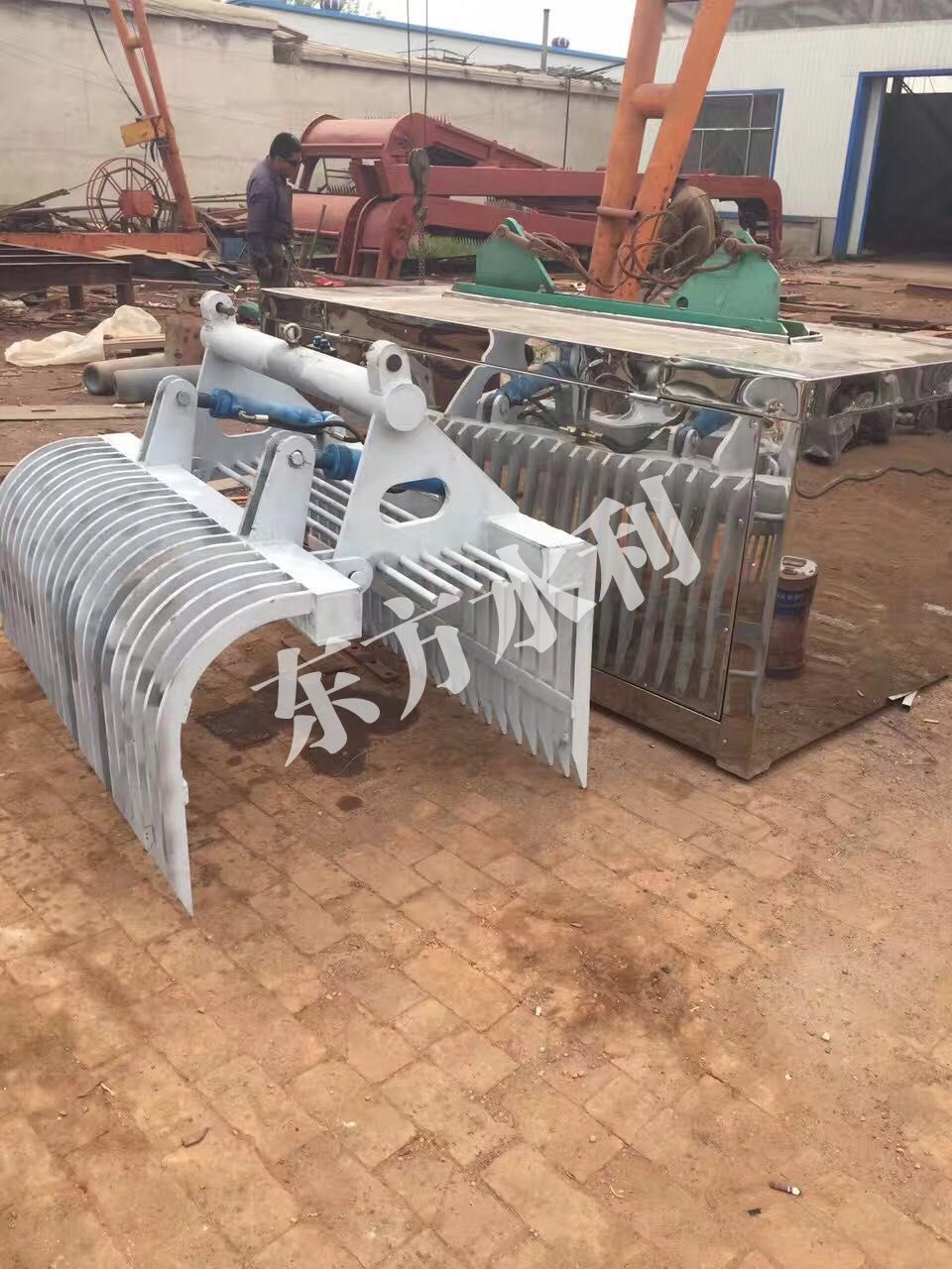 抓斗清污機(jī)